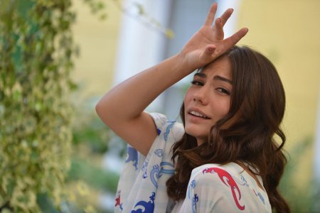 Биография: Демет Оздемир / Demet Ozdemir – турецкая актриса
