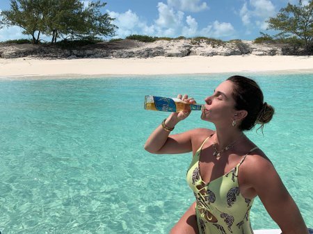 Джованна Антонелли отдыхает на Багамах